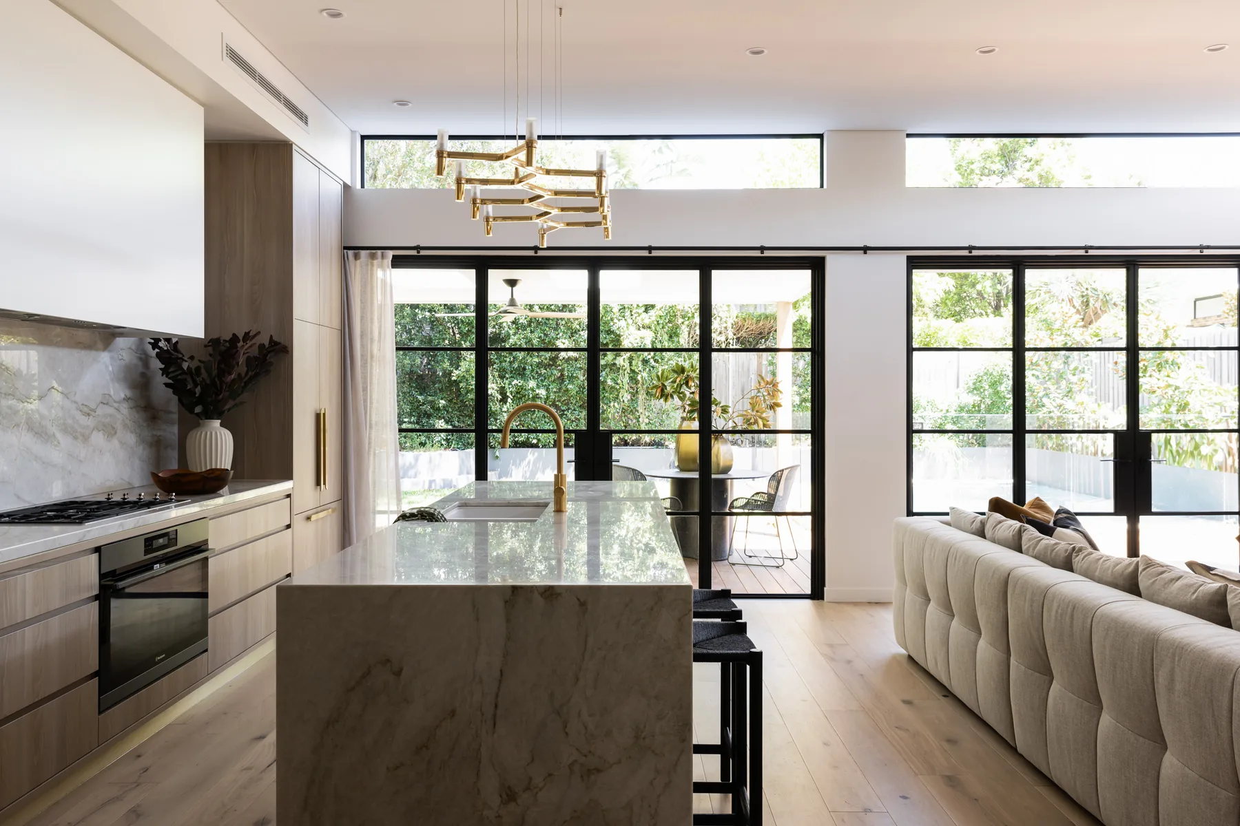 STUDIO BELLE kitchen